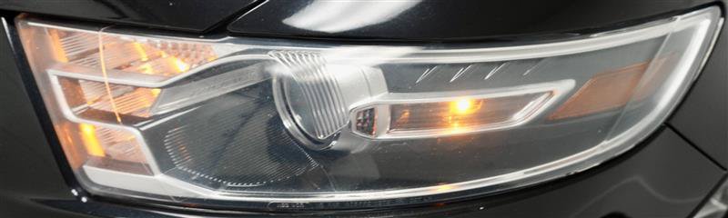 Used 2016 Ford Taurus Limited FWD image 35
