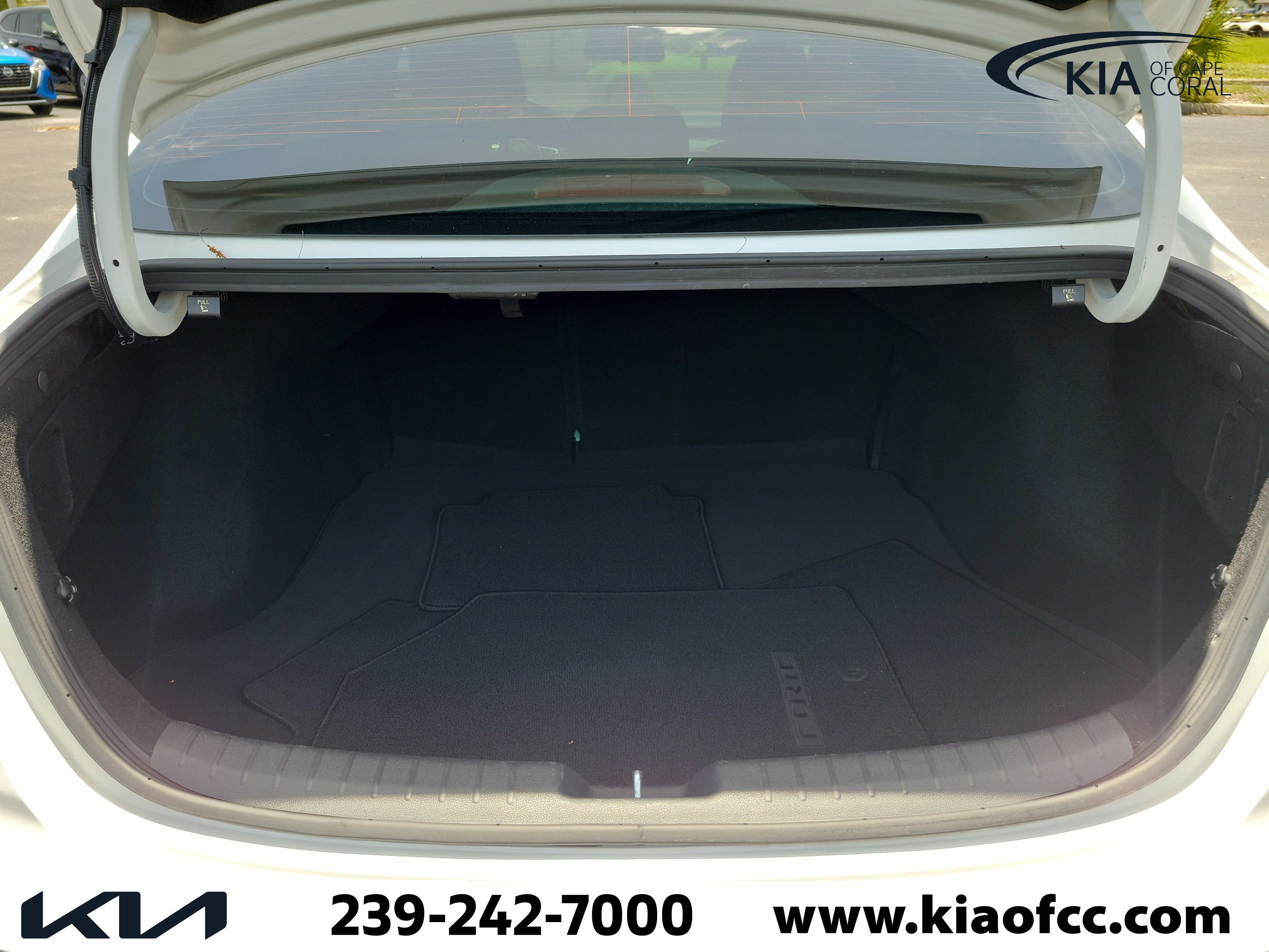 Used 2021 Kia Forte GT-Line FWD image 11