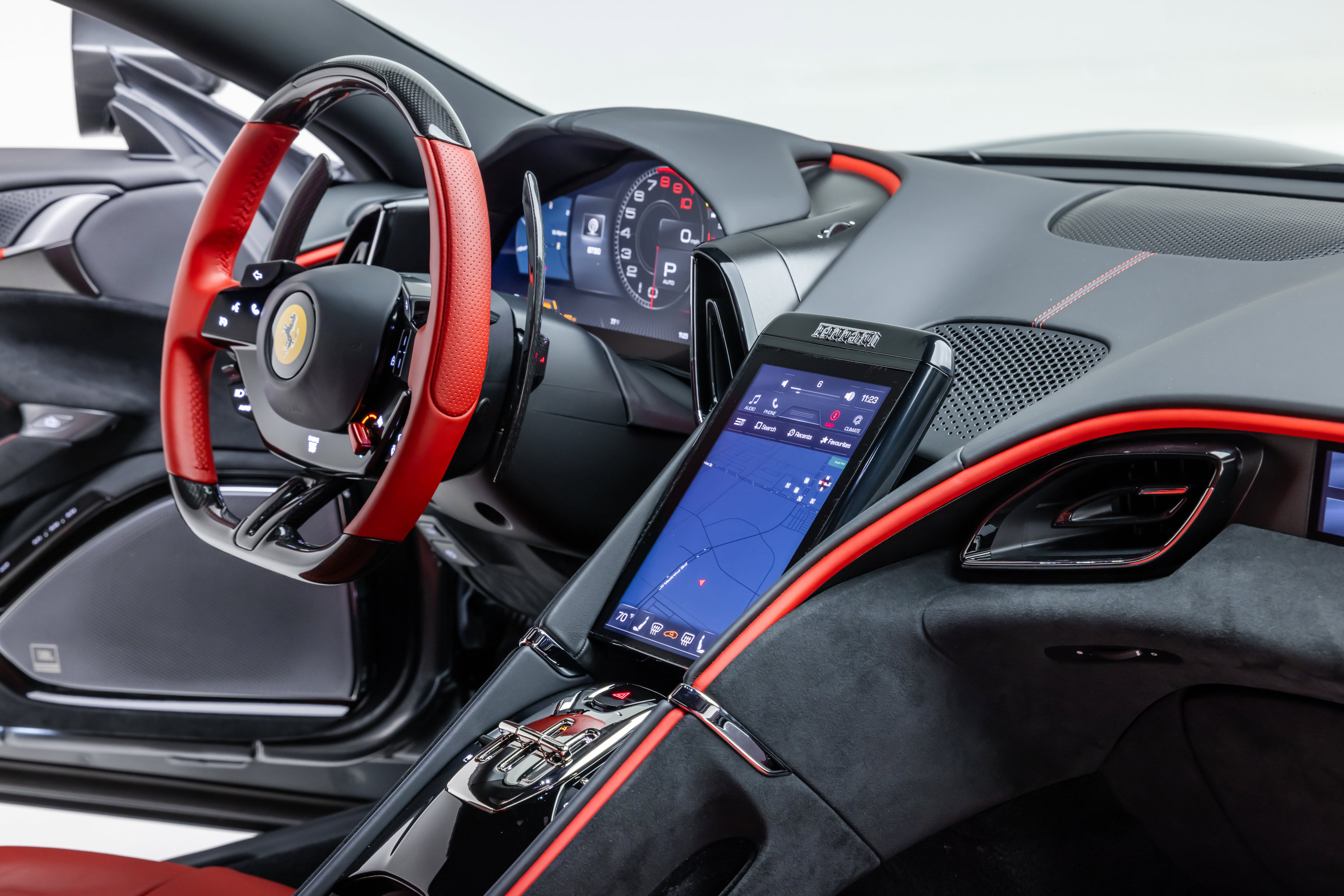 Used 2022 Ferrari Roma RWD image 29
