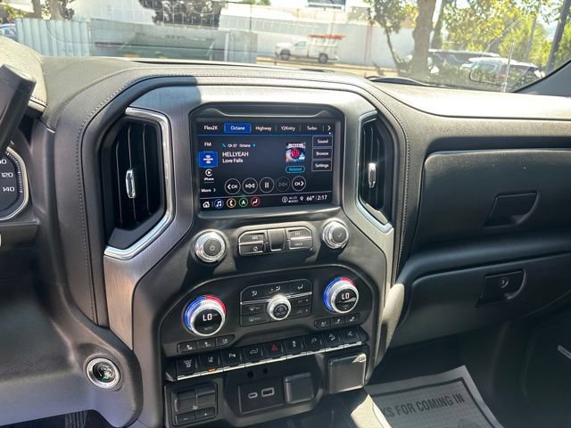 Used 2021 GMC Sierra 2500 Denali w/ Denali Black Diamond Edition AWD/4WD image 24