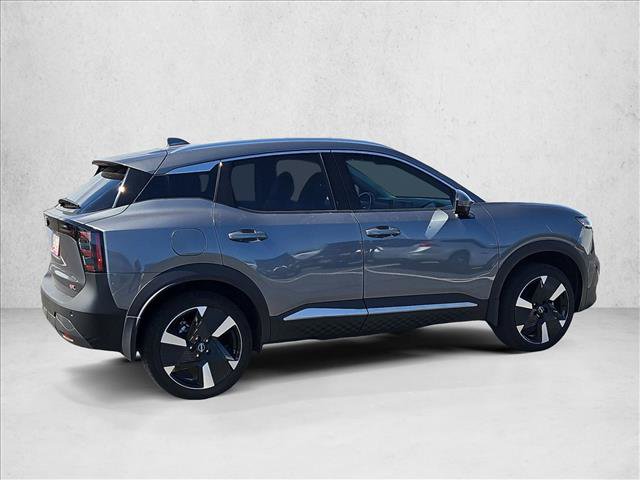 Used 2025 Nissan Kicks SR FWD image 5