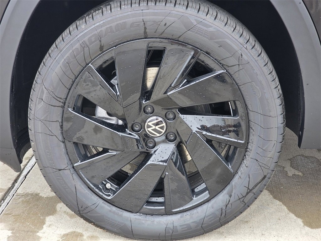 New 2026 Volkswagen Atlas SE image 8