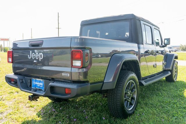 Used 2022 Jeep Gladiator Overland w/ Cold Weather Group AWD/4WD image 5