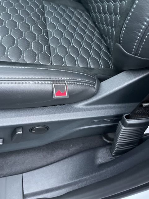 New 2025 Ford F150 XLT w/ Equipment Group 303A High image 21