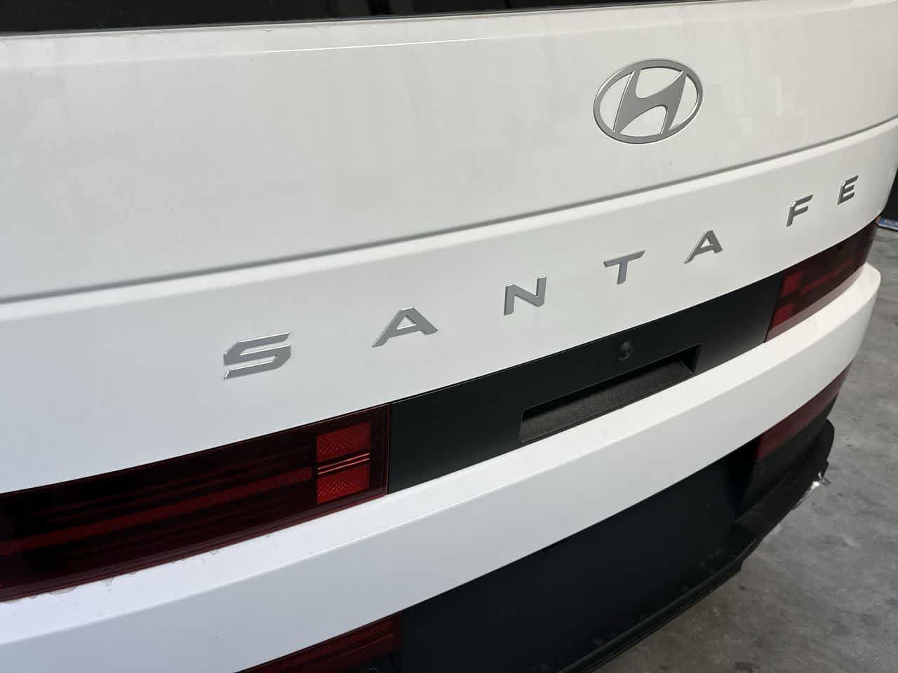 New 2027 Hyundai Santa Fe SEL FWD image 10