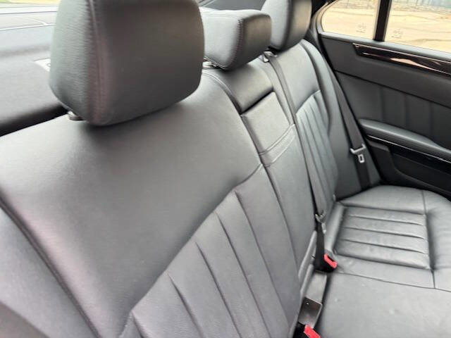 Used 2012 Mercedes-Benz E 350 Sedan image 20