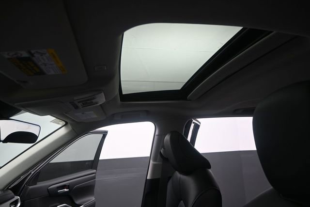 New 2026 Toyota Highlander XLE AWD/4WD image 13
