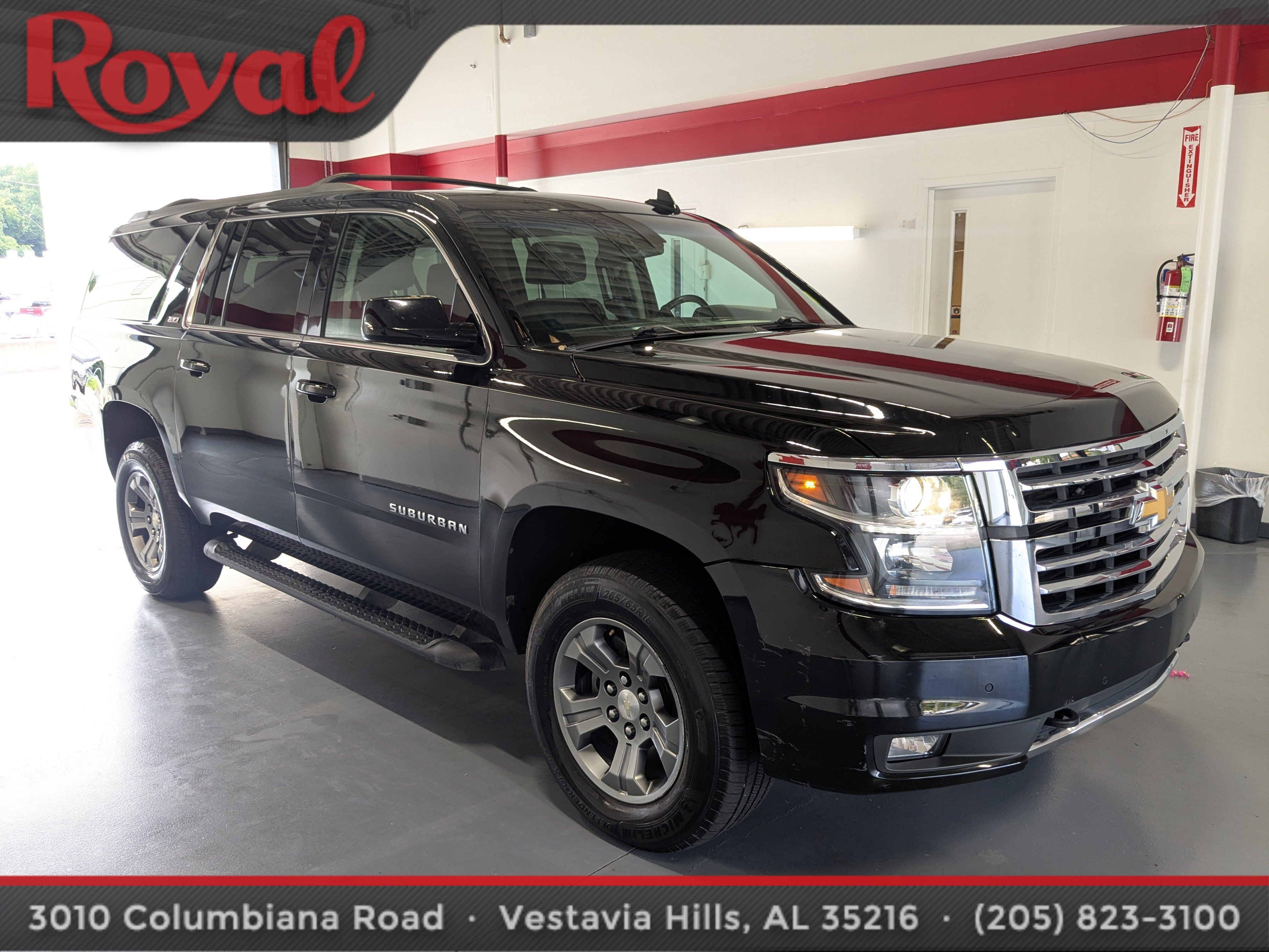 Used 2018 Chevrolet Suburban LT AWD/4WD image 5