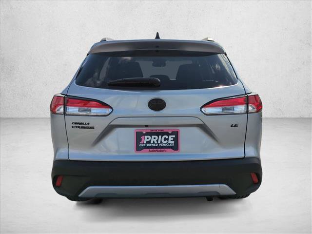 Used 2025 Toyota Corolla Cross LE FWD image 7