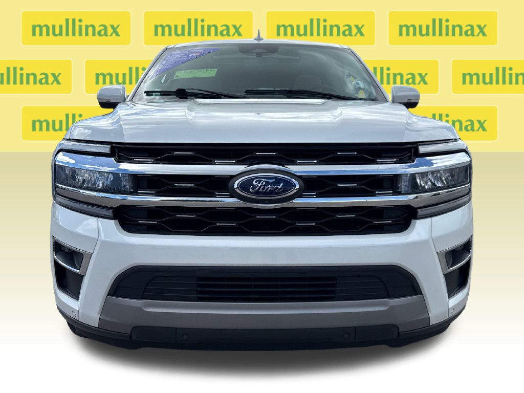 Used 2023 Ford Expedition Limited RWD image 13