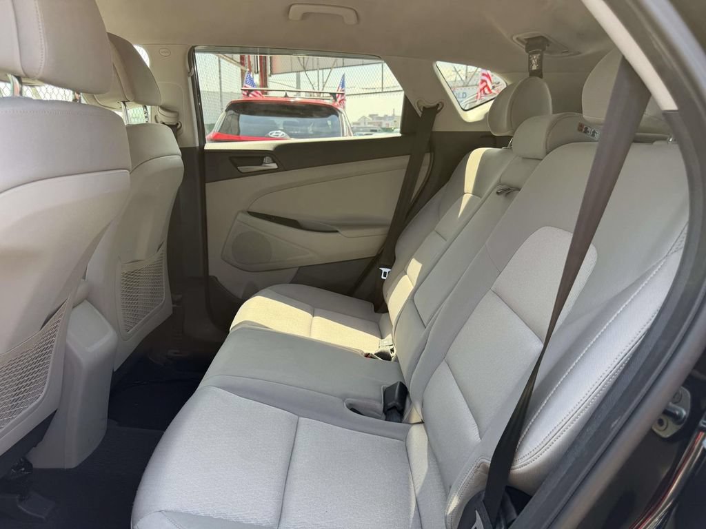 Used 2018 Hyundai Tucson SE AWD/4WD image 13