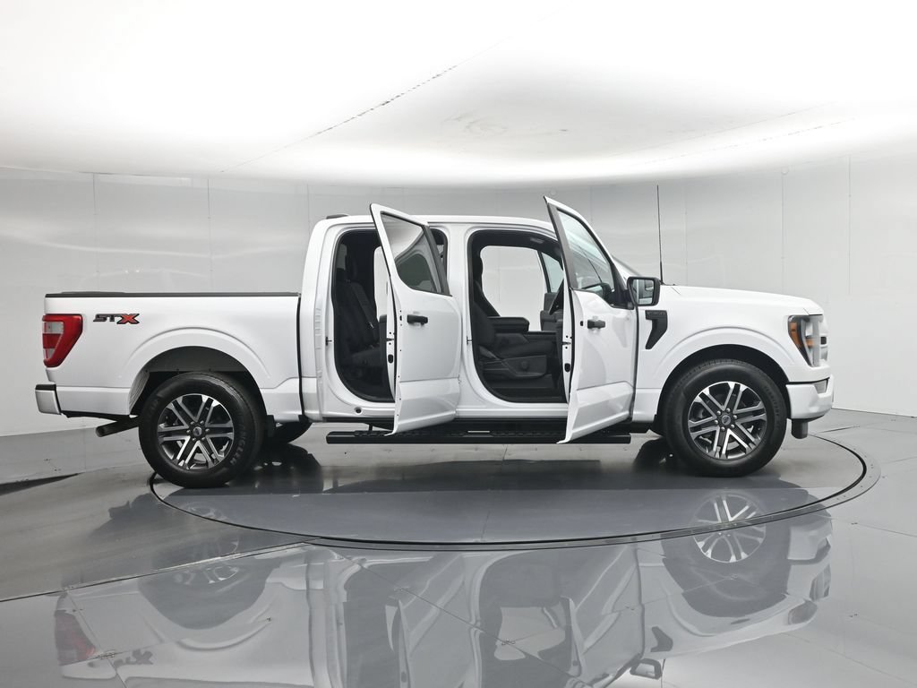 Used 2023 Ford F150 XL w/ STX Appearance Package RWD image 5