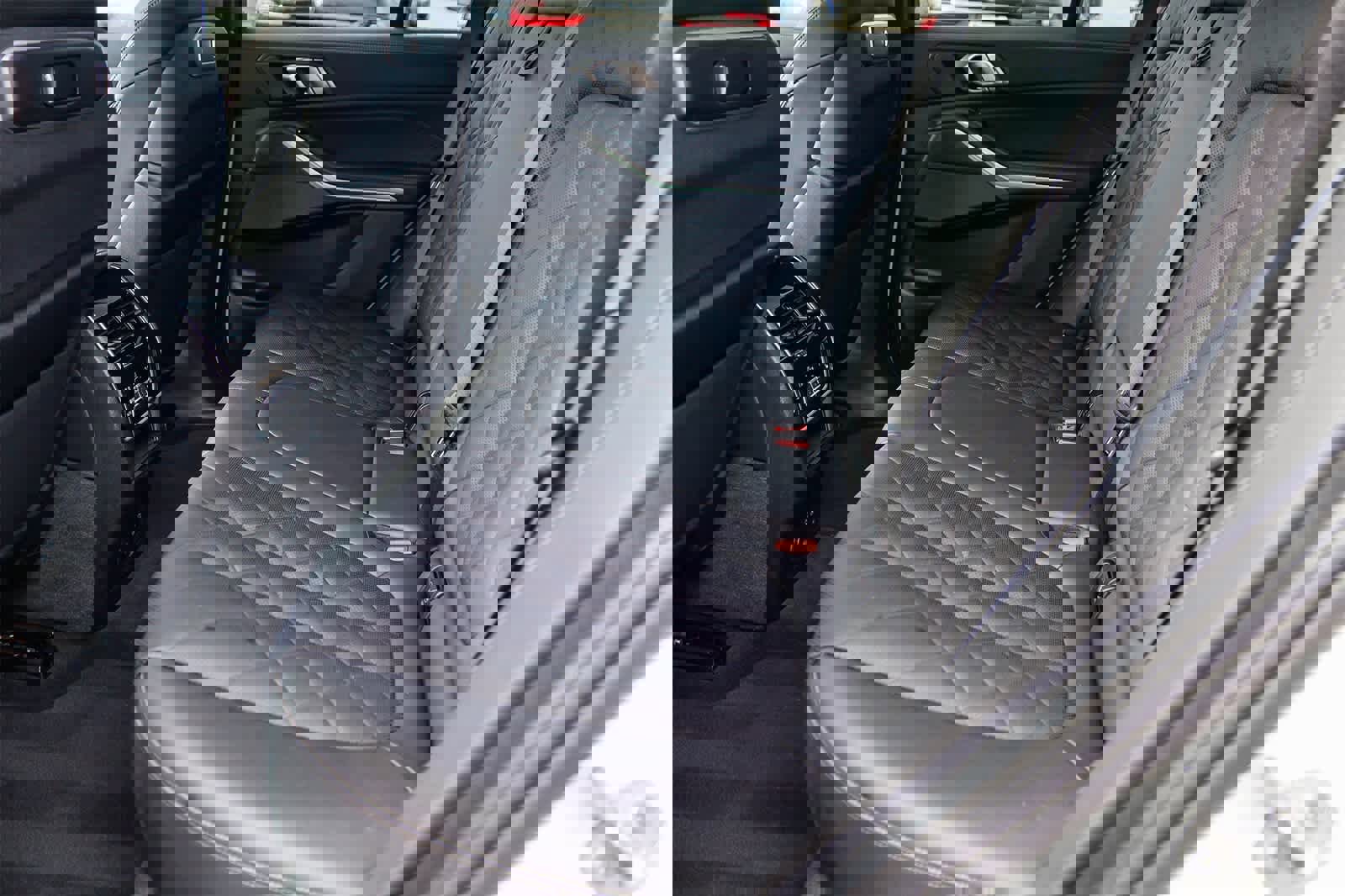 Used 2024 BMW X5 xDrive40i image 18