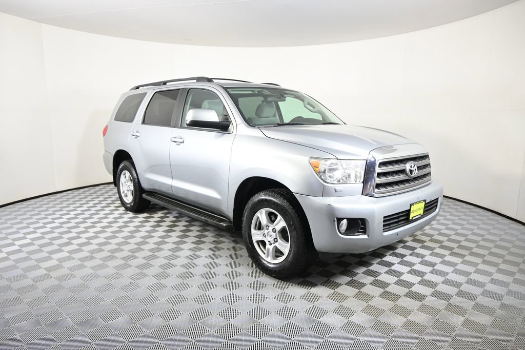 Used 2016 Toyota Sequoia SR5 AWD/4WD image 9