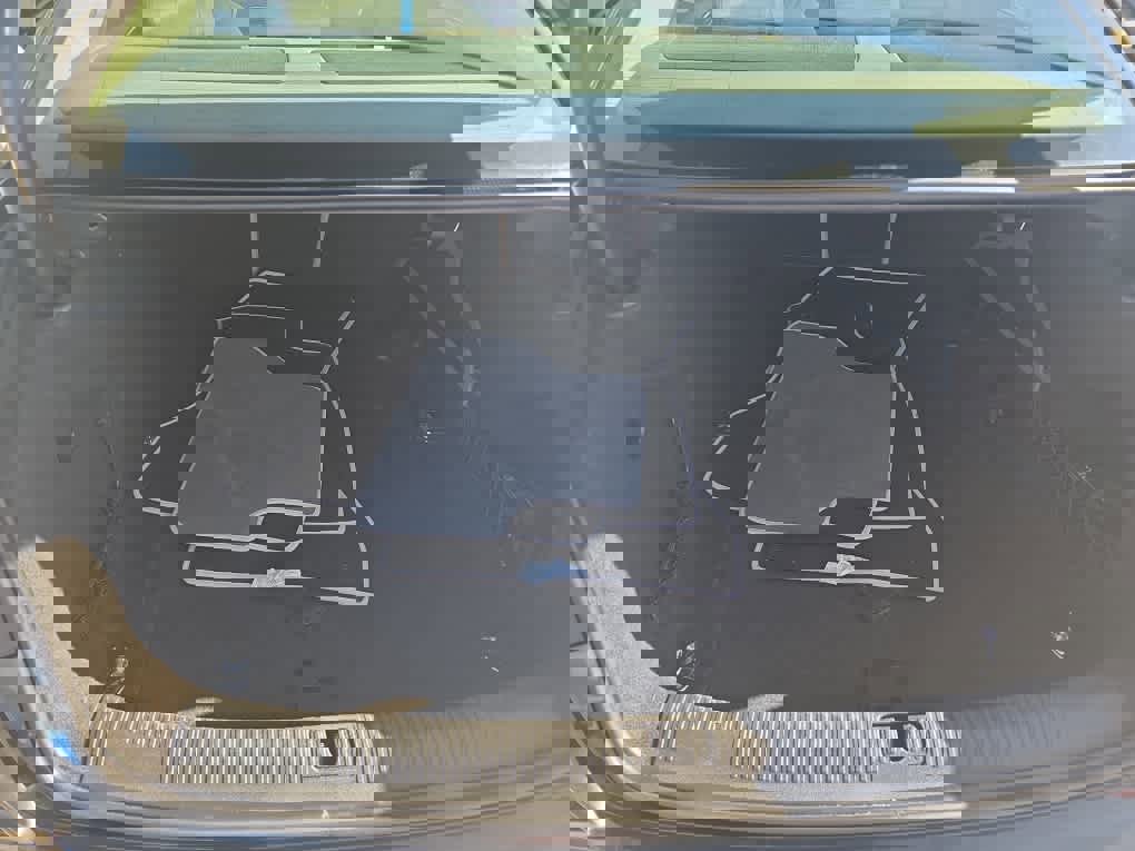 Used 2020 Audi A4 2.0T Premium w/ Convenience Package image 18