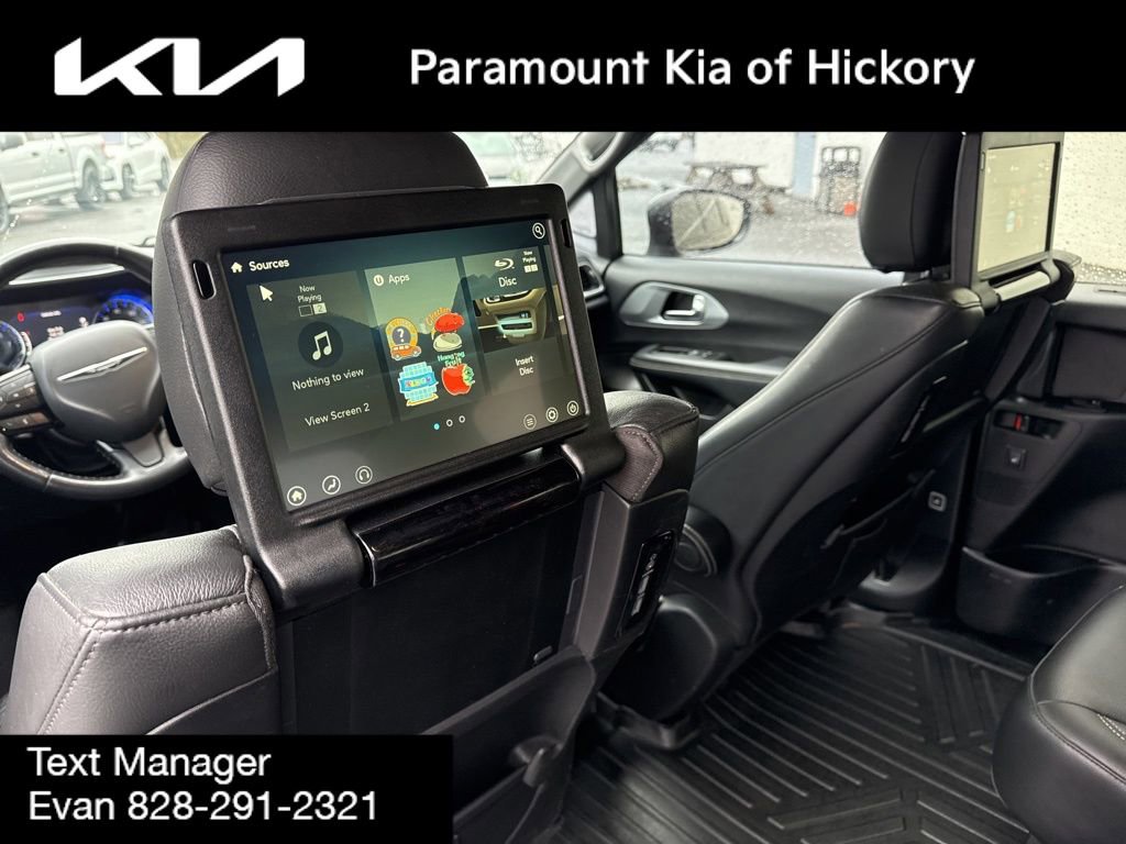 Used 2020 Chrysler Pacifica Touring-L Plus image 15