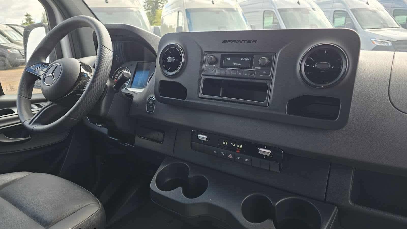 Used 2025 Mercedes-Benz Sprinter 2500 image 12