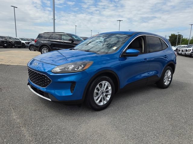 Used 2020 Ford Escape SE FWD image 3