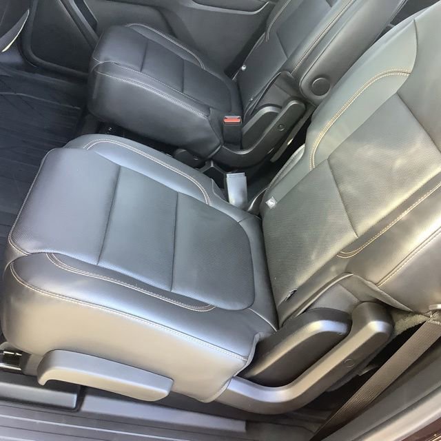 Used 2021 Chevrolet Traverse Premier AWD/4WD image 10