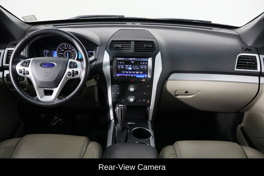 Used 2014 Ford Explorer XLT w/ Equipment Group 202A image 14
