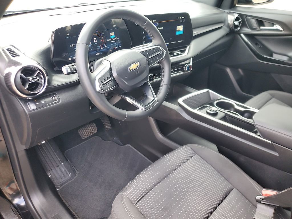 Used 2026 Chevrolet Equinox LT FWD image 14