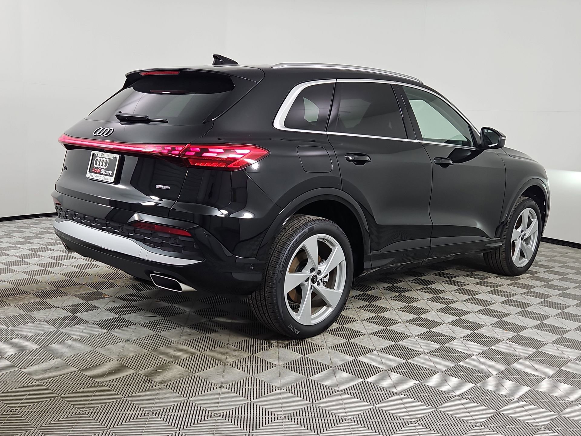 New 2026 Audi Q5 Premium Plus AWD/4WD image 7