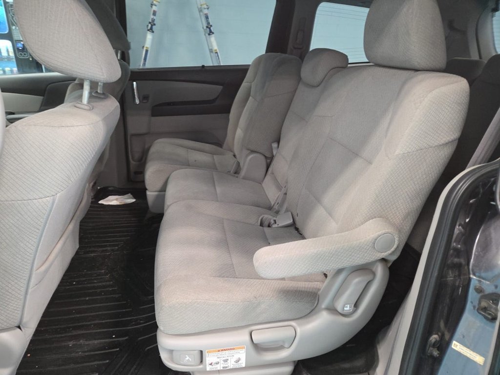 Used 2015 Honda Odyssey EX image 12