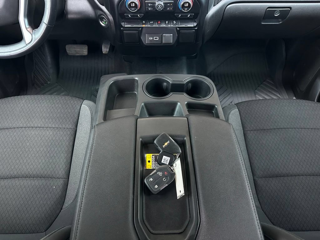Used 2022 Chevrolet Silverado 1500 LT AWD/4WD image 21