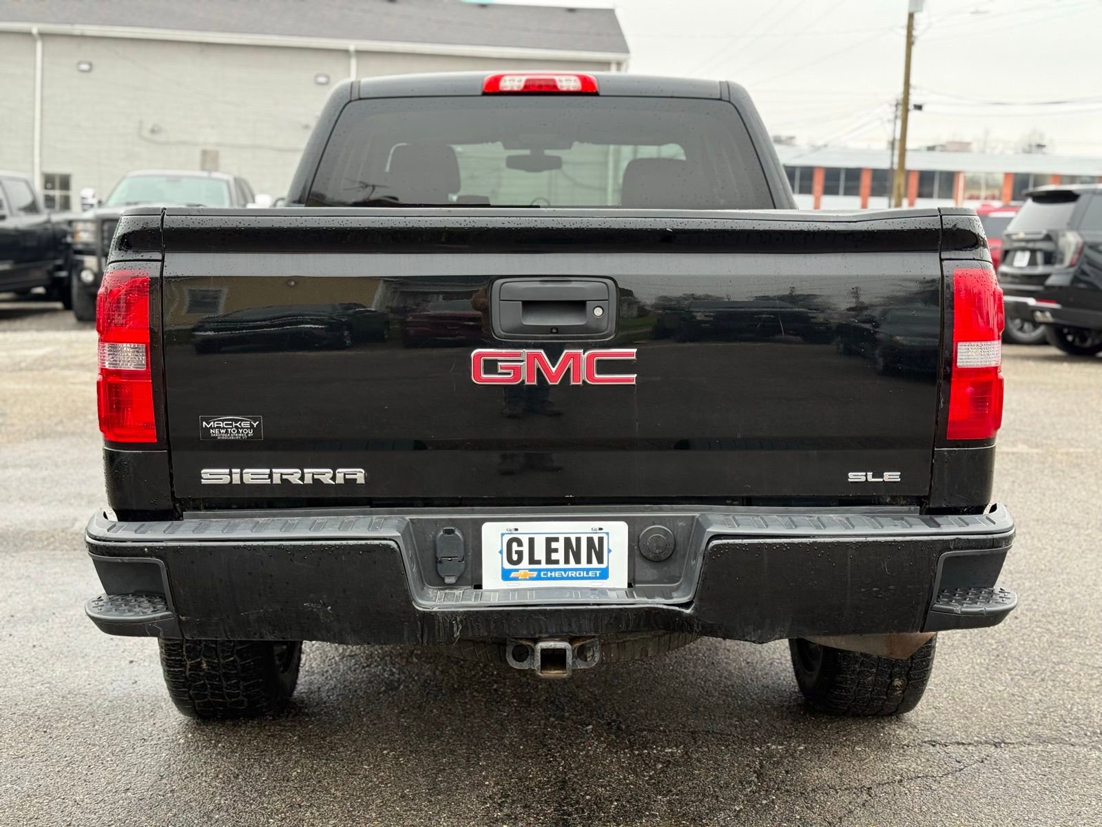 Used 2017 GMC Sierra 1500 SLE w/ SLE Value Package AWD/4WD image 12