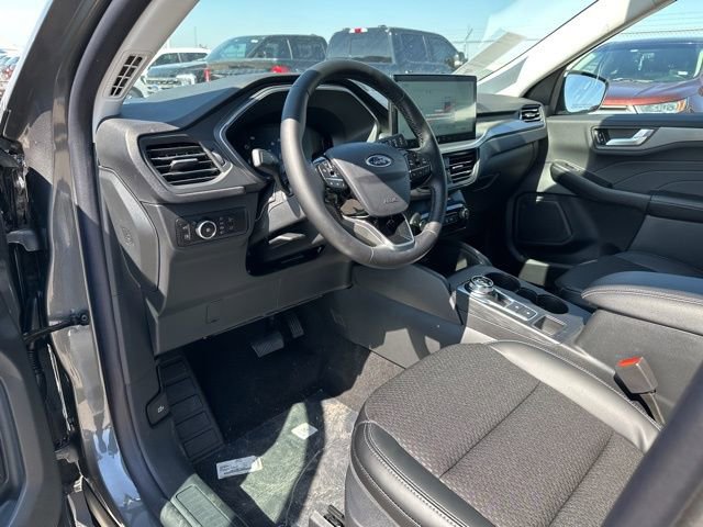 New 2025 Ford Escape SE FWD image 14