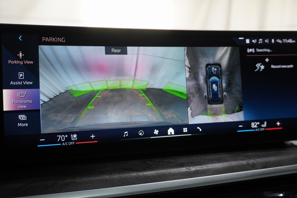 Certified 2024 BMW X5 xDrive50e w/ Premium Package image 24