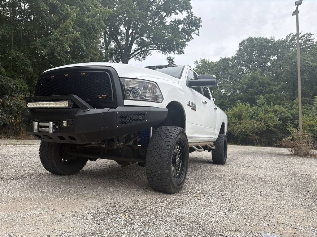 Used 2018 RAM 2500 SLT AWD/4WD image 32