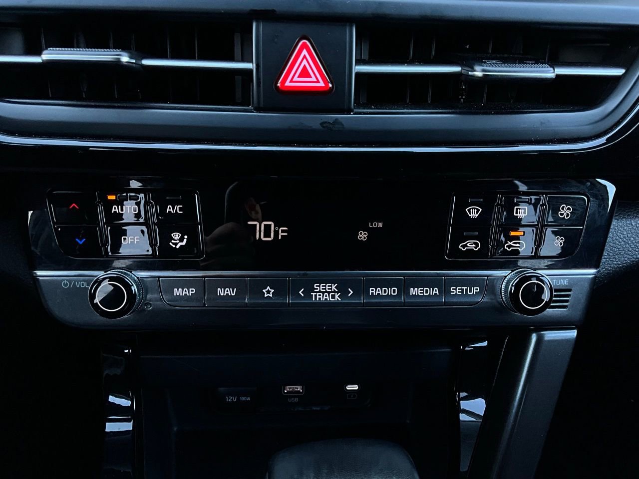 Used 2025 Kia Seltos S image 28