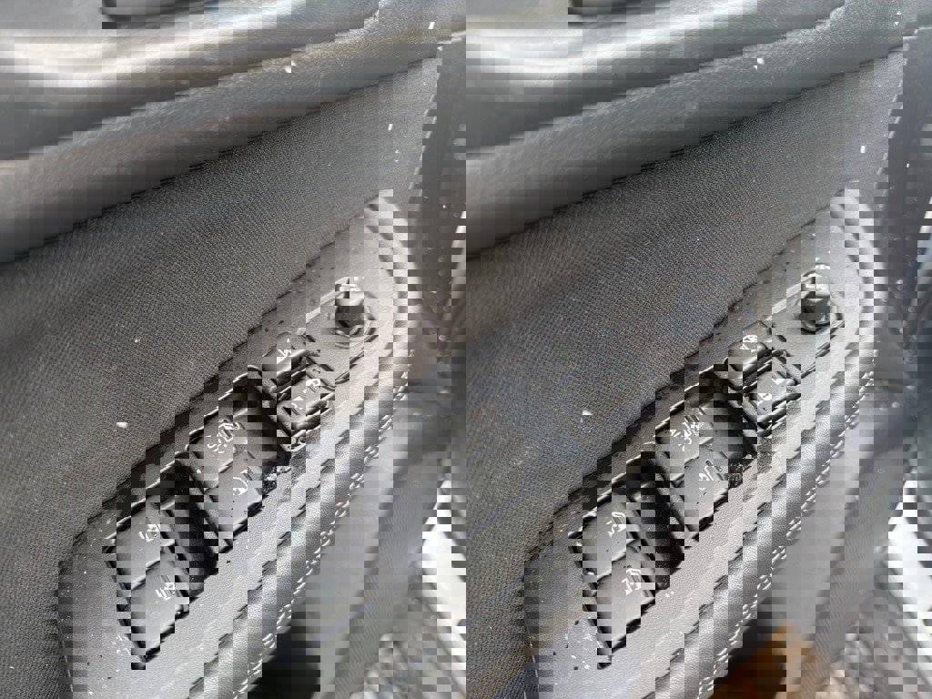 Used 2019 Subaru Outback 2.5i image 12