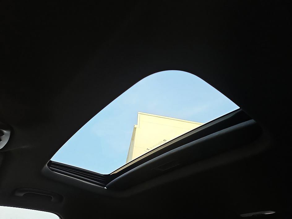 New 2026 Chevrolet Trax RS w/ Sunroof Package FWD image 16