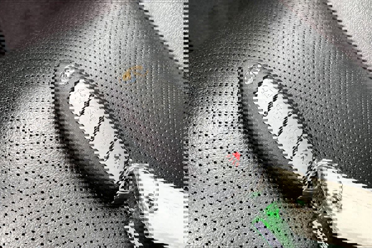 Used 2015 INFINITI Q50 Premium w/ Navigation Package image 11