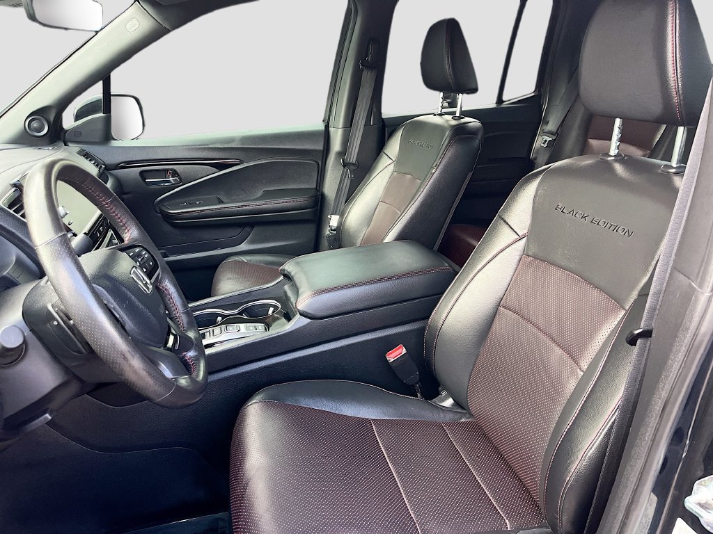 Used 2025 Honda Ridgeline Black Edition image 21