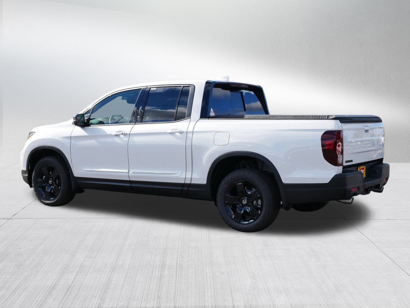New 2026 Honda Ridgeline Black Edition image 5