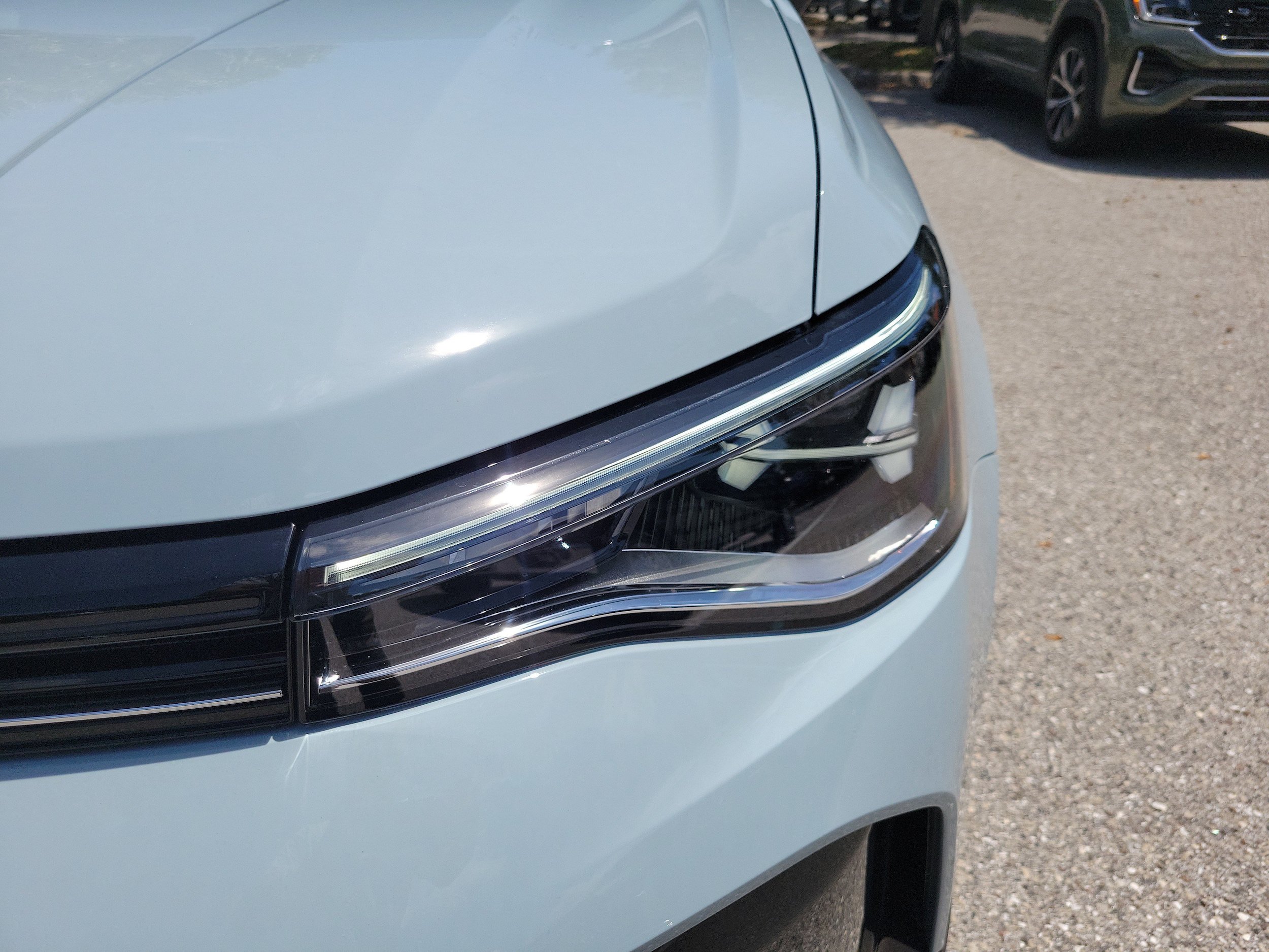 New 2026 Volkswagen Taos SE FWD image 9