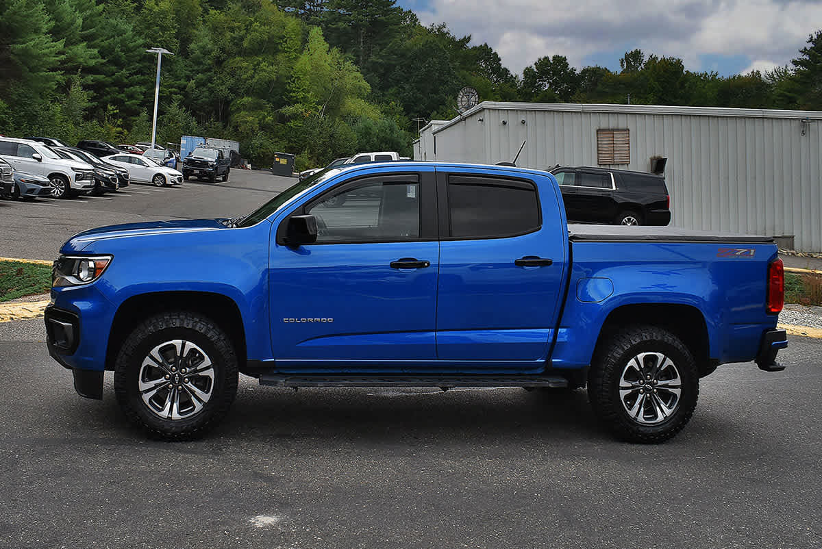 Used 2022 Chevrolet Colorado Z71 AWD/4WD image 4