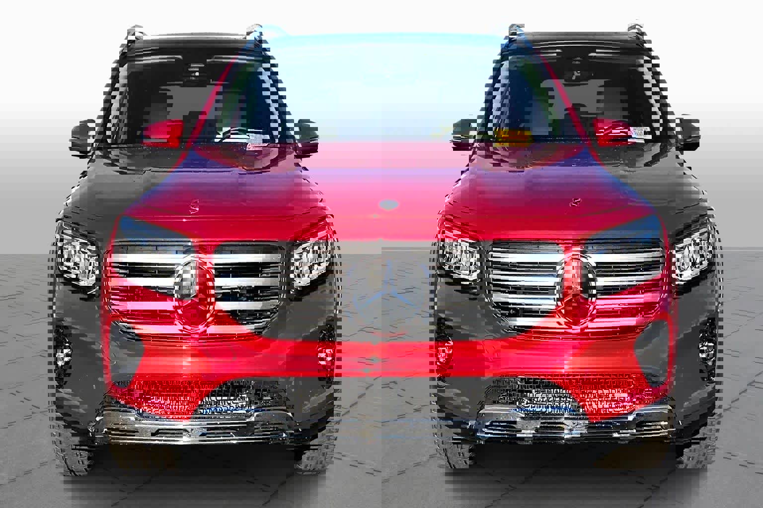 Used 2025 Mercedes-Benz GLB 250 image 4