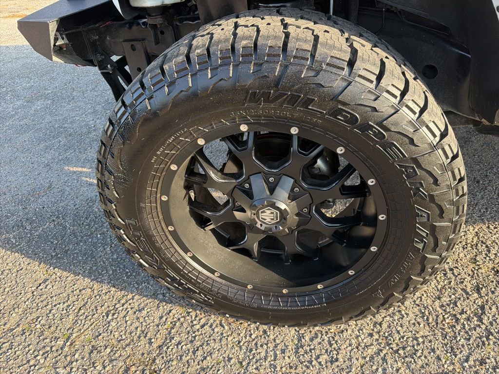 Used 2018 Jeep Wrangler Unlimited Sahara AWD/4WD image 10