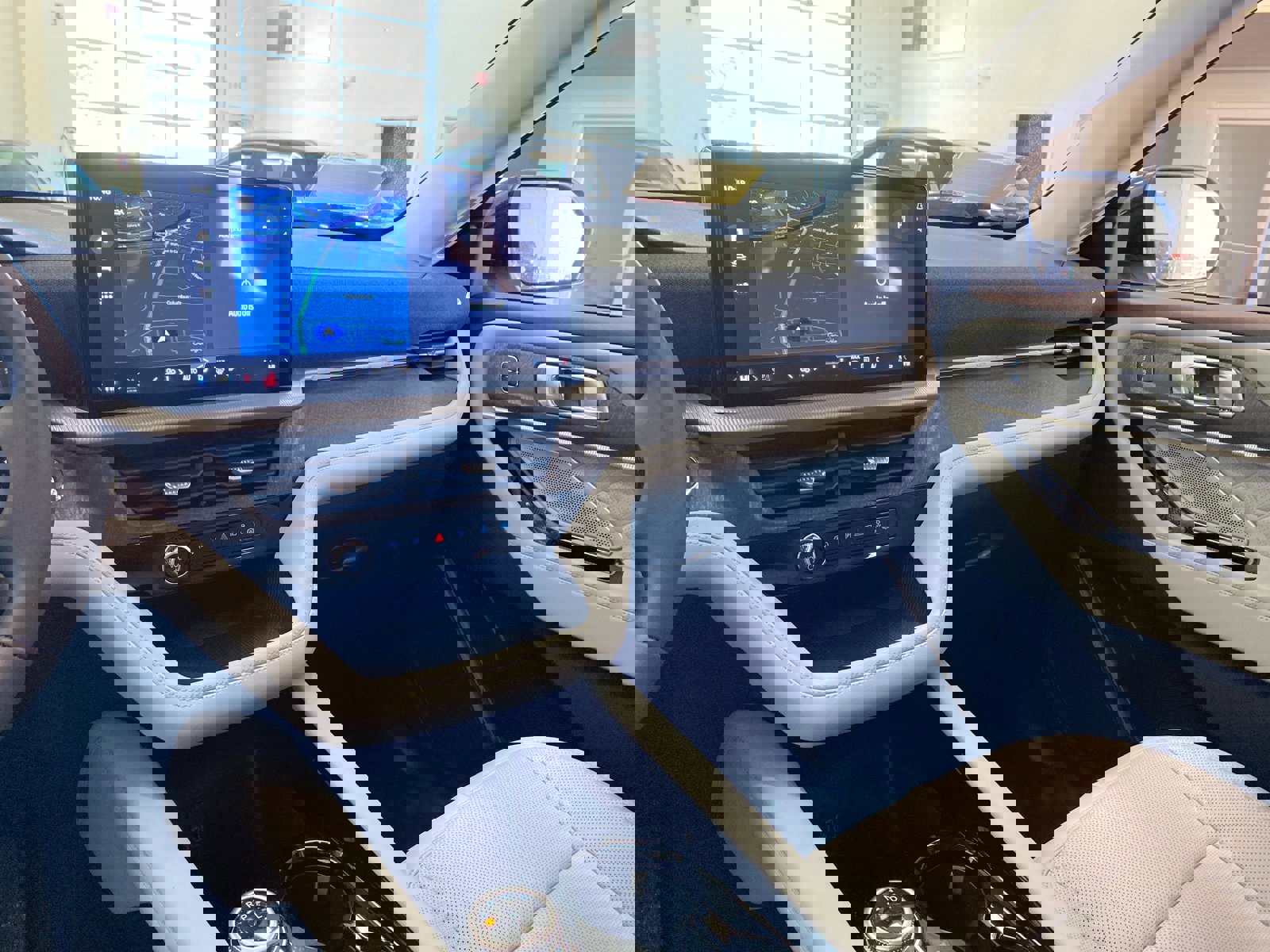 New 2026 Ford Explorer Platinum w/ LUX Leather Package image 22