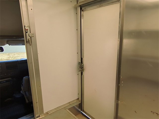 Used 2022 Chevrolet Express 3500 w/ Power Convenience Package image 33