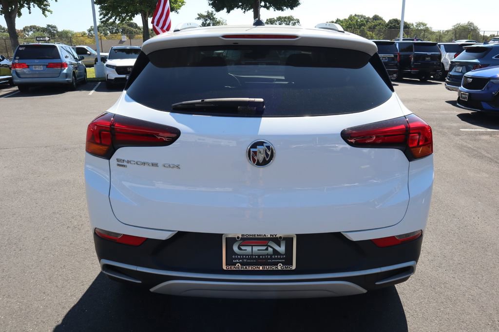 Used 2022 Buick Encore GX Select image 5