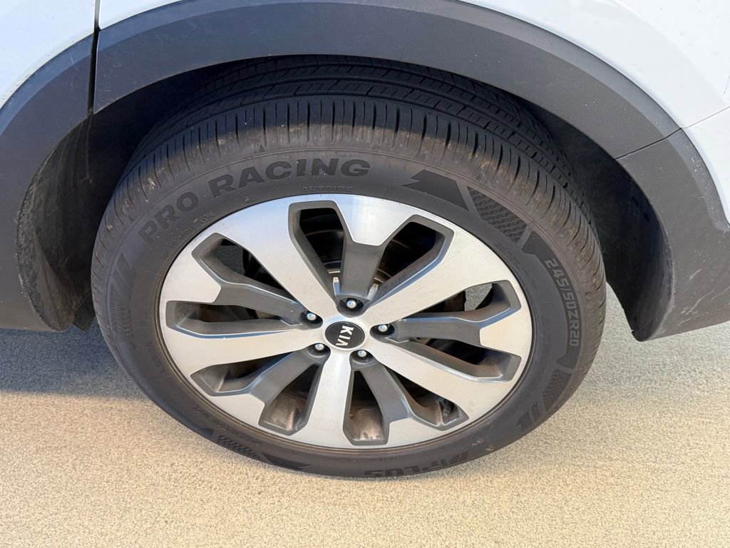 Used 2021 Kia Telluride EX w/ EX Premium Package AWD/4WD image 8