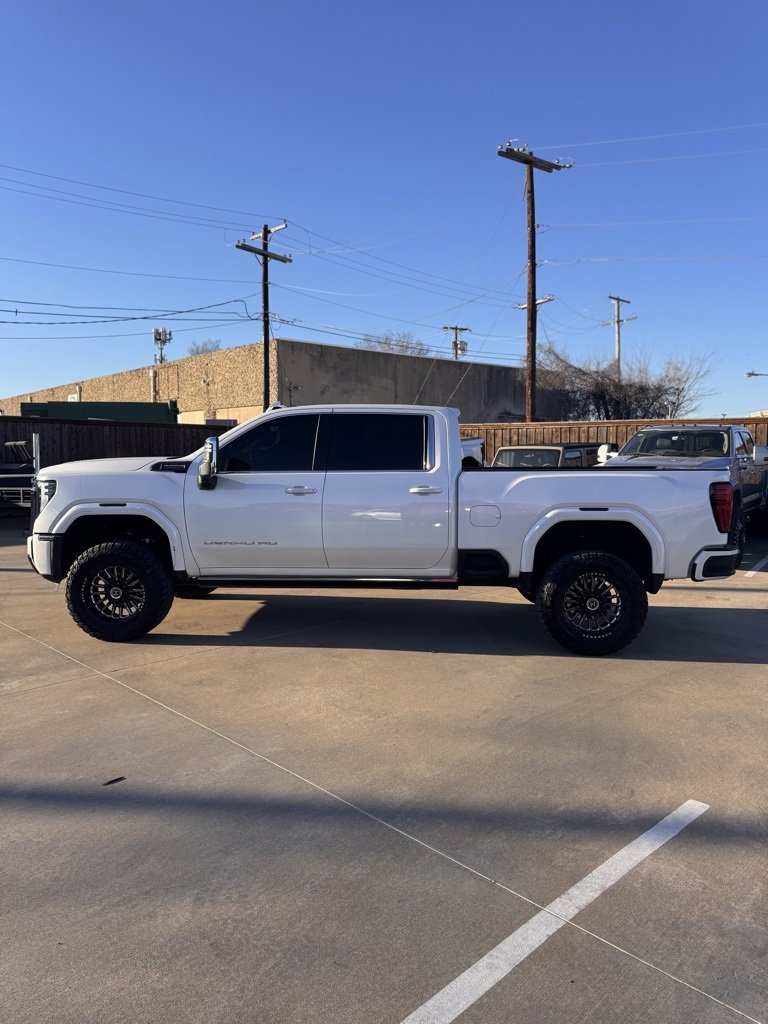 Used 2024 GMC Sierra 2500 Denali Ultimate image 4