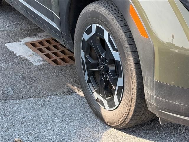 Used 2024 Hyundai Santa Fe SEL image 7