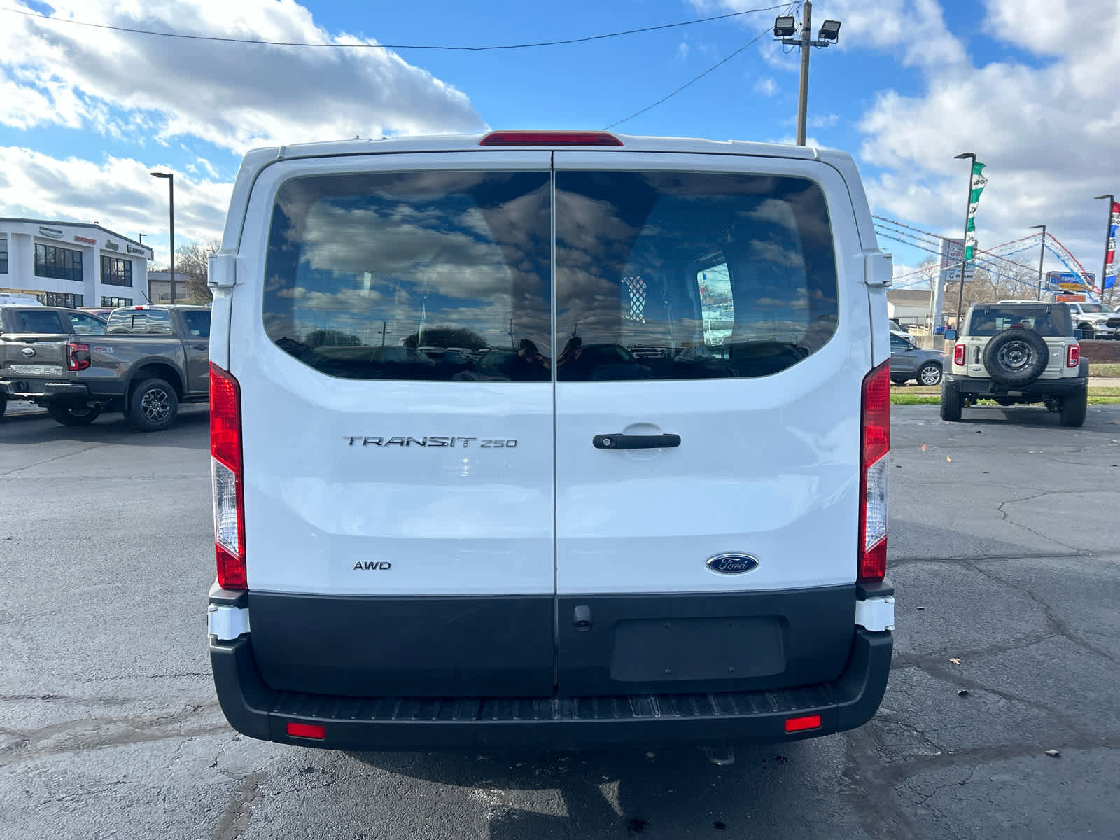 Used 2023 Ford Transit 250 Low Roof AWD w/ Exterior Upgrade Package image 6