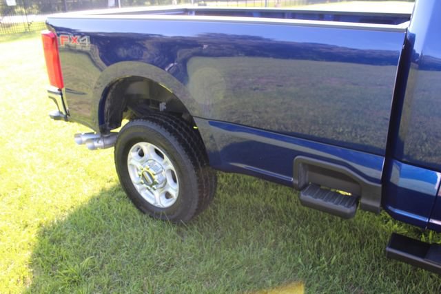 Used 2026 Ford F350 XLT w/ FX4 Off-Road Package AWD/4WD image 9